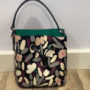 Kate spade floral bucket bag